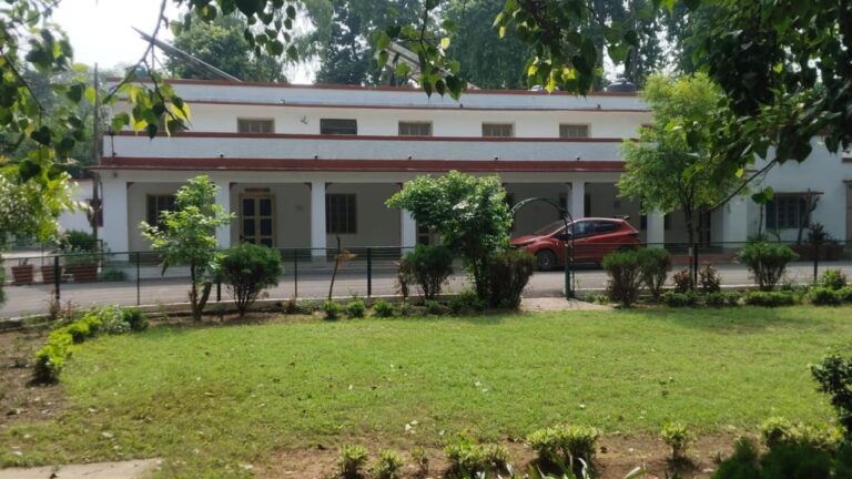 बरेली में पीडब्ल्यूडी के सरकारी गेस्ट हाउस की नई दरें लागू, जानिए कितना देना होगा और कैसे करें बुकिंग बरेली में पीडब्ल्यूडी के सरकारी गेस्ट हाउस की नई दरें लागू, जानिए कितना देना होगा और कैसे करें बुकिंग