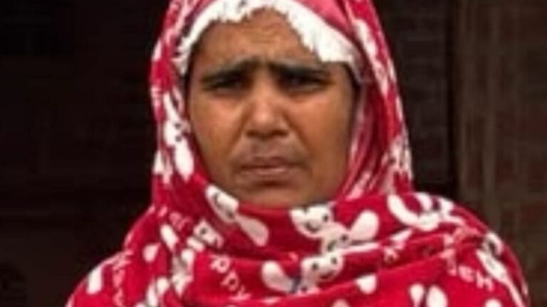 बिजनौर: बंद मकान में मिला महिला का सड़ा-गला शव, पति पर हत्या का आरोप और फरार होने की घटना बिजनौर: बंद मकान में मिला महिला का सड़ा-गला शव, पति पर हत्या का आरोप और फरार होने की घटना