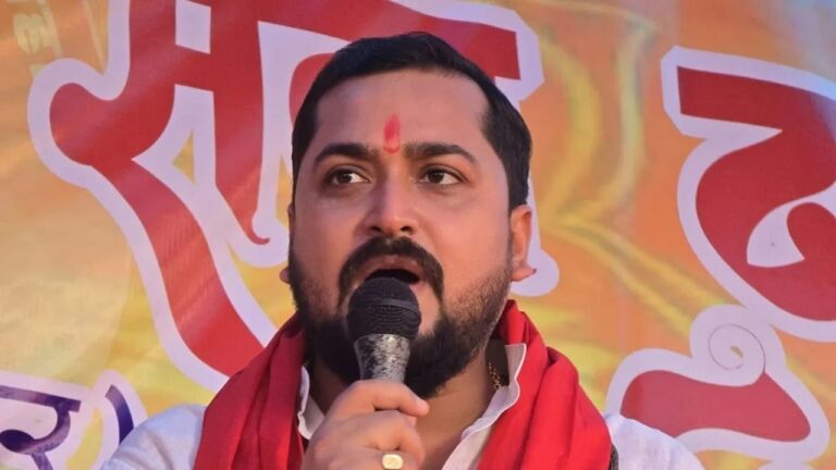 मुजफ्फरपुर जमीन विवाद: विधायक अमित कुमार रानू पर 25 प्राथमिकी, गिरफ्तारी की तलवार लटक रही मुजफ्फरपुर जमीन विवाद: विधायक अमित कुमार रानू पर 25 प्राथमिकी, गिरफ्तारी की तलवार लटक रही