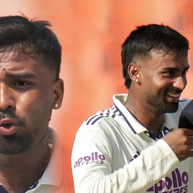 भारत बनाम श्रीलंका दूसरा टेस्ट: तीसरे दिन का खेल समाप्त, सोनल दिनूशा की जुझारू पारी से श्रीलंका फॉलोऑन बचाने की दहलीज पर भारत बनाम श्रीलंका दूसरा टेस्ट: तीसरे दिन का खेल समाप्त, सोनल दिनूशा की जुझारू पारी से श्रीलंका फॉलोऑन बचाने की दहलीज पर