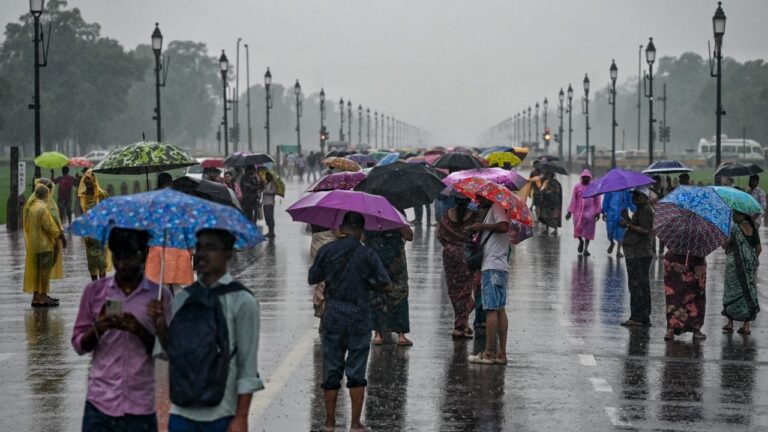 मॉनसून का कहर: दिल्ली, उत्तर प्रदेश, बिहार में बाढ़ जैसे हालात, हिमाचल-उत्तराखंड सहित कई राज्यों में भारी बारिश का अलर्ट