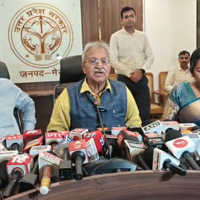 मेरठ एयर शो 2026: 19-20 सितंबर को सूर्य किरण के 9 हॉक विमानों के हैरतअंगेज करतब, देश में मानसून की वापसी का भी दौर मेरठ एयर शो 2026: 19-20 सितंबर को सूर्य किरण के 9 हॉक विमानों के हैरतअंगेज करतब, देश में मानसून की वापसी का भी दौर